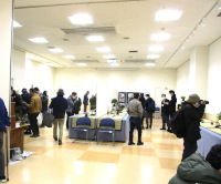 ���͈ē���